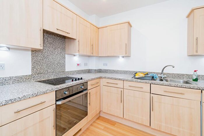 1 Bedroom Flat For Sale In High Street, Southampton, Hampshire, SO14