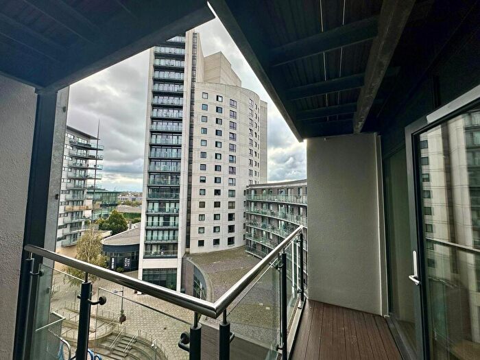 2 Bedroom Apartment To Rent In La Salle, Leeds Dock, LS10