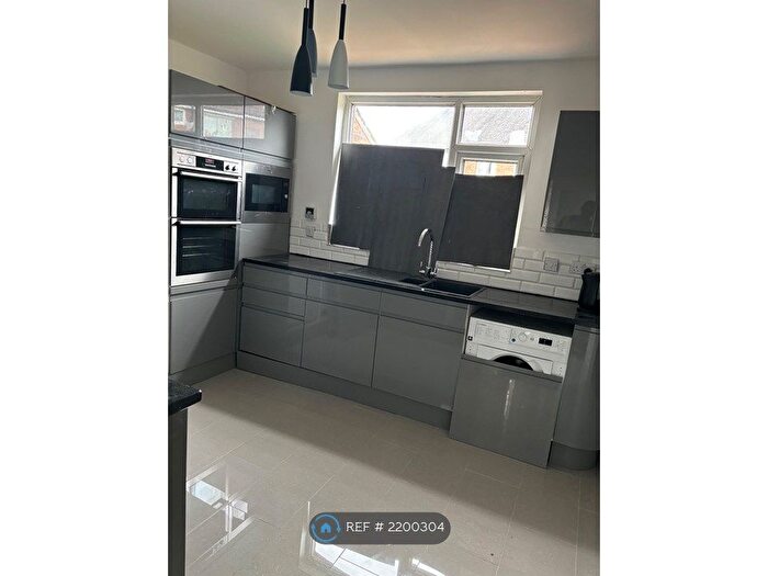 3 Bedroom Semi-Detached House To Rent In Derby Road, Golborne, Warrington, WA3