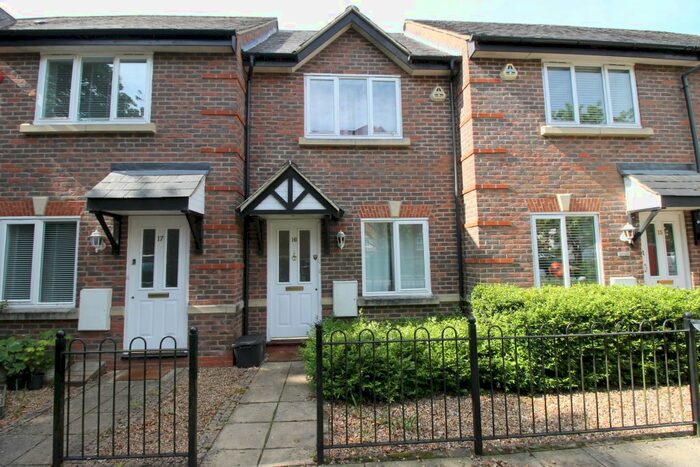 2 Bedroom Terraced House To Rent In Shrubbery Close, High Wycombe, HP13
