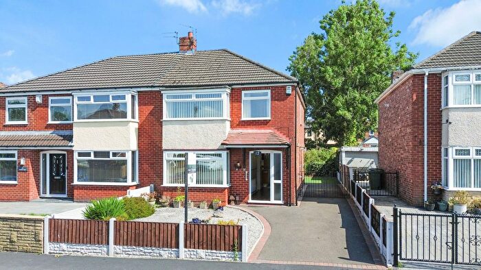 3 Bedroom Property For Sale In Blenheim Road, Ashton-In-Makerfield, WN4