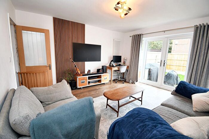 3 Bedroom Semi-detached House For Sale In Ashford Avenue, Eccles, M30