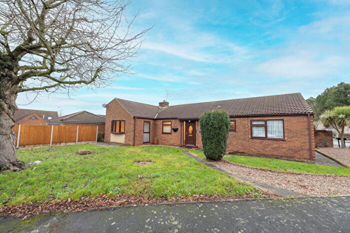 4 Bedroom Detached Bungalow For Sale In The Dene, Skellingthorpe, Lincoln, LN6