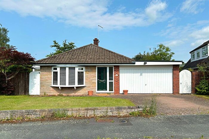 3 Bedroom Detached Bungalow For Sale In Woodlands Drive, Goostrey, CW4
