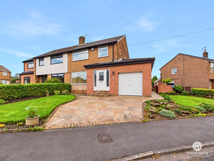 3 Bedroom Semi-Detached House For Sale In Woodlands Avenue, Blackburn, BB2