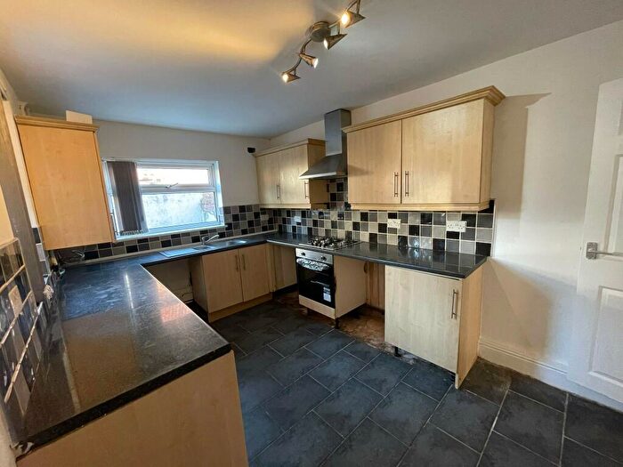 3 Bedroom Terraced House To Rent In Melling Road, L20