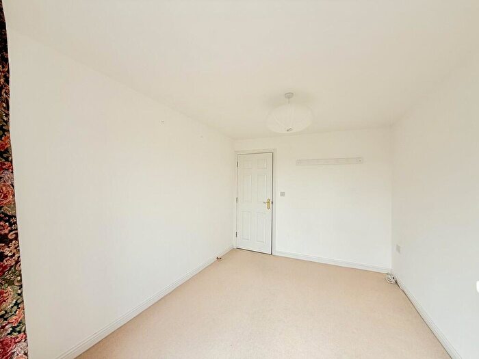 4 Bedroom Town House To Rent In Selman Close, Hythe, Southampton, SO45