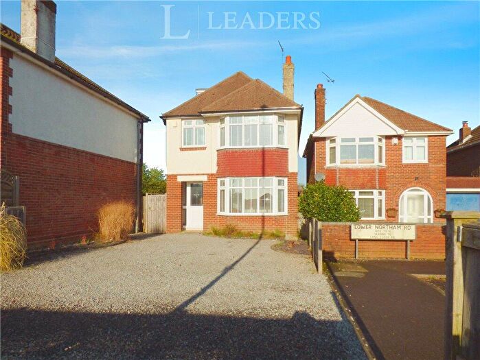 5 Bedroom Detached House For Sale In Lower Northam Road, Hedge End, Southampton, SO30