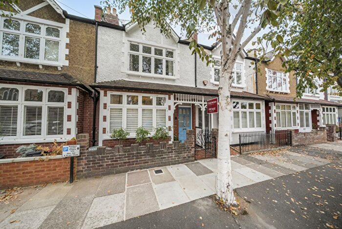 4 Bedroom Terraced House For Sale In Christchurch Avenue, Teddington, TW11