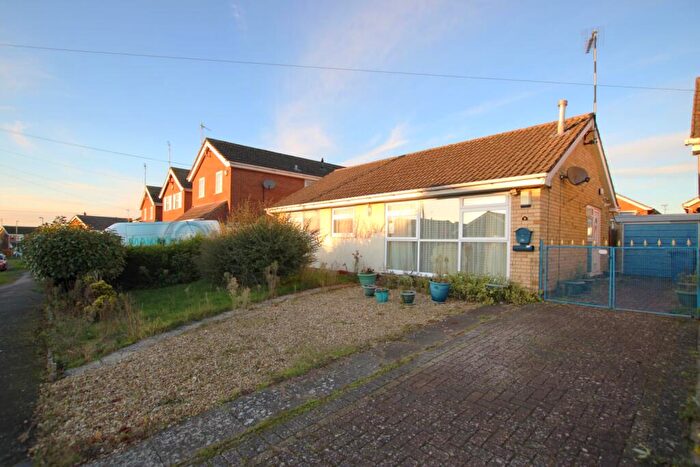 2 Bedroom Detached Bungalow For Sale In Horrocks Way, Kettering, Northamptonshire, NN15