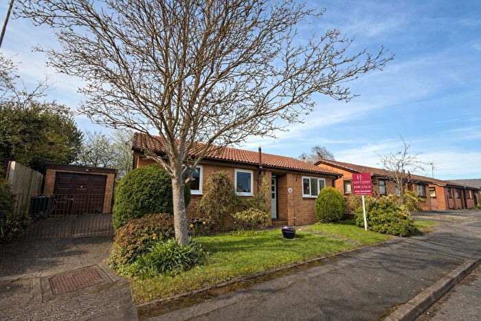 2 Bedroom Detached Bungalow For Sale In Laurelbanks, Heswall, Wirral, CH60