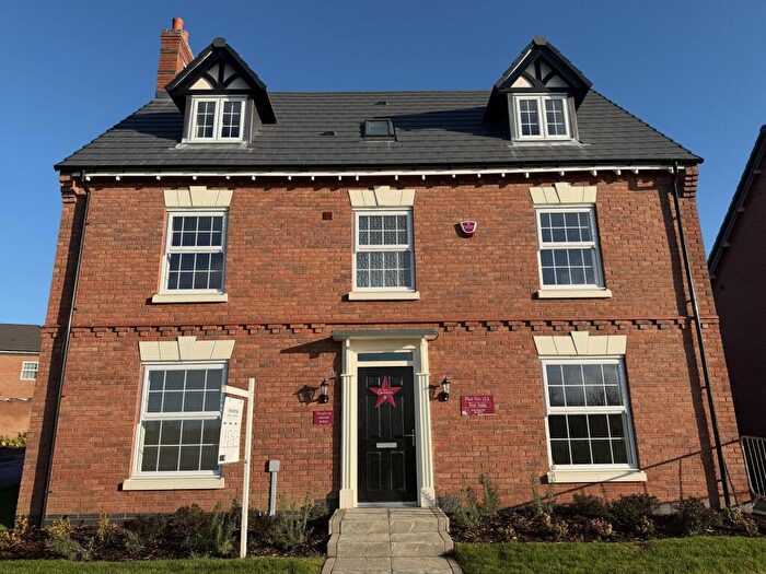 5 Bedroom Detached House For Sale In Blackbird Road, Fleckney, Leicestershire, LE8