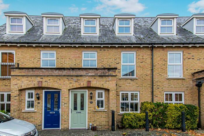 4 Bedroom Detached House For Sale In Vicarage Meadow, Stow-Cum-Quy, Cambridge, CB25