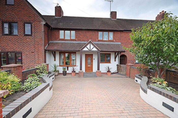 4 Bedroom Terraced House For Sale In Wilmot Drive, Newcastle, ST5