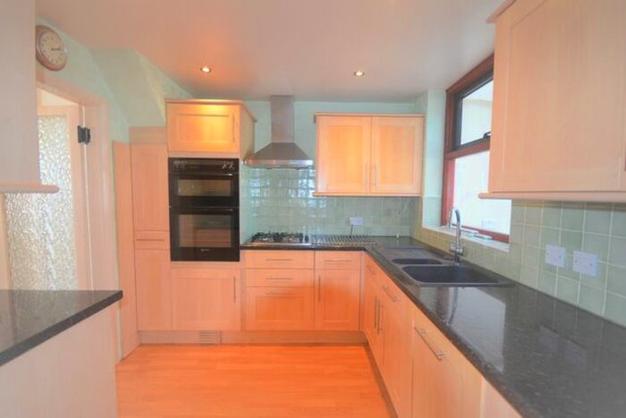 3 Bedroom Terraced House To Rent In Headley Drive, IG2