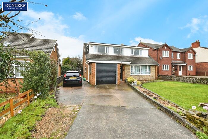 3 Bedroom Detached House For Sale In Moorwell Road, Scunthorpe, DN17