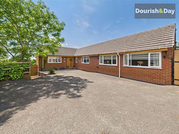 3 Bedroom Detached House For Sale In Glebefields, Woodseaves, ST20