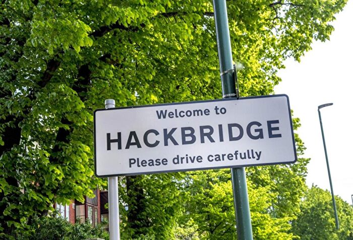 2 Bedroom Apartment To Rent In Clover Way, Wallington, SM6