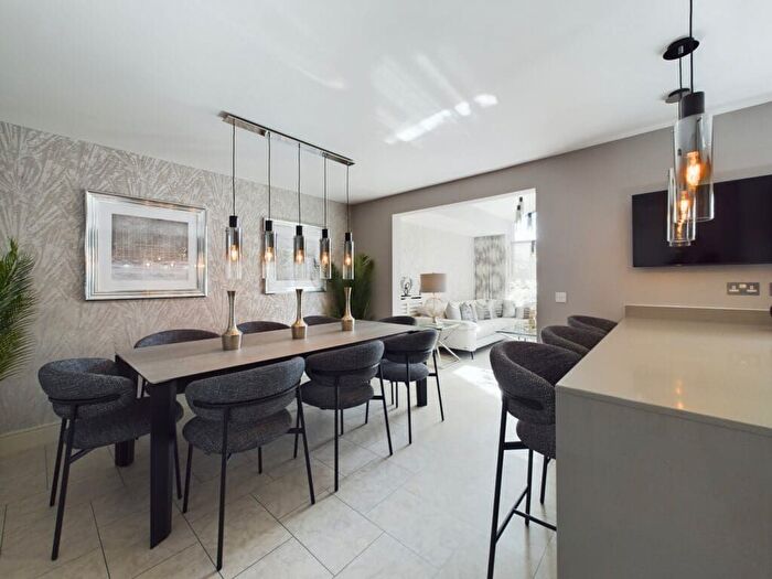 6 Bedroom Detached House For Sale In Buchan Square, East Calder, West Lothian, EH53