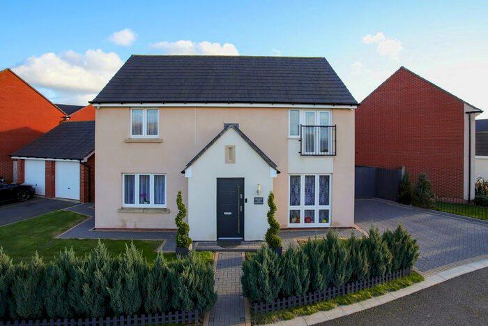 4 Bedroom Detached House To Rent In Oakbeer Orchard, Cranbrook, EX5