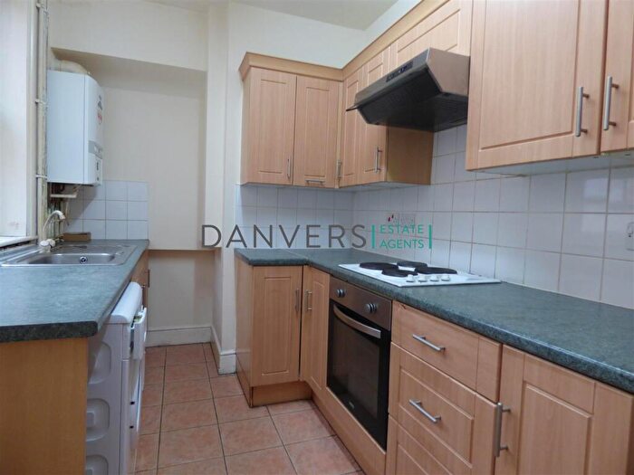 3 Bedroom Terraced House To Rent In Windermere Street, LE2