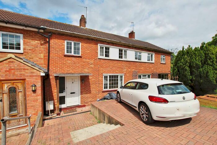 3 Bedroom Terraced House To Rent In Bushy Hill Drive, Guildford, Surrey, GU1