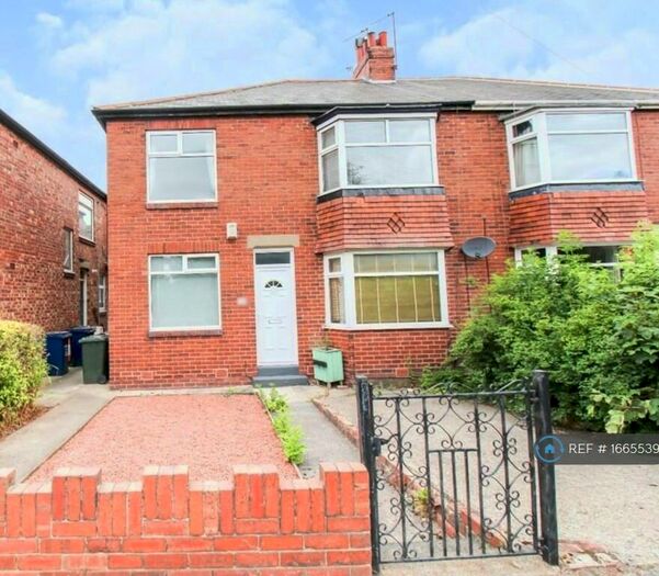 3 Bedroom Flat To Rent In Benton Road, Newcastle Upon Tyne, NE7