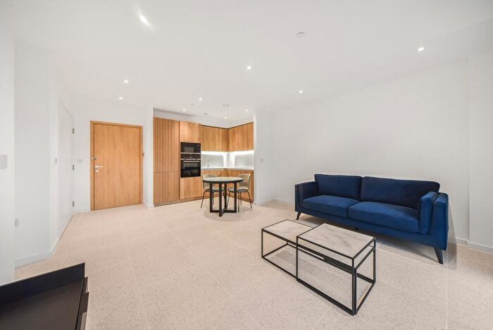 1 Bedroom Apartment To Rent In Sidney Street, London, E1
