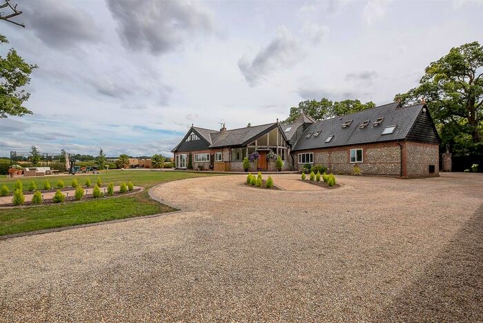 5 Bedroom Property For Sale In Oakley Wood, Benson, Wallingford, Oxfordshire, OX10