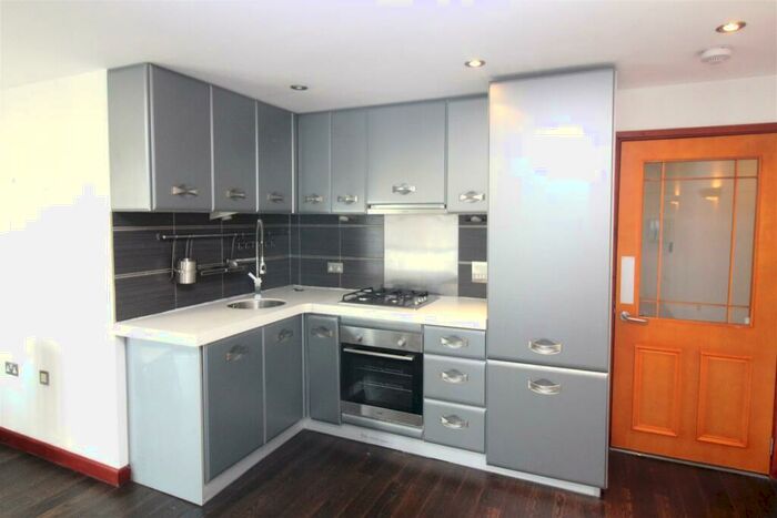 1 Bedroom Flat To Rent In Horizon Building, George Lane, South Woodford, London, E18