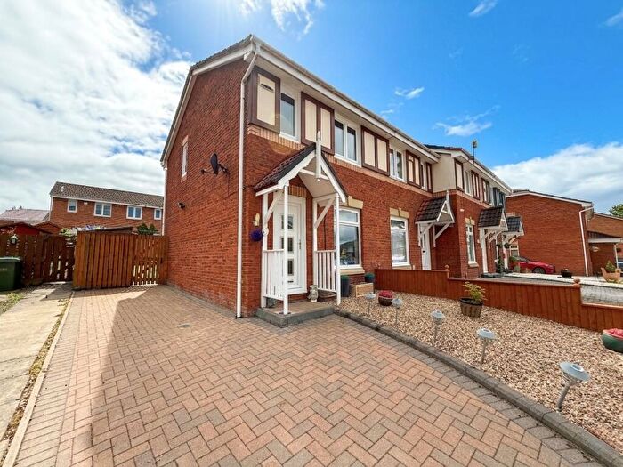 2 Bedroom End Of Terrace House For Sale In Medlar Court, Glasgow, G72