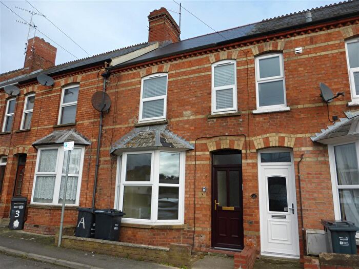 1 Bedroom Apartment To Rent In Vincent Place, Yeovil, BA20
