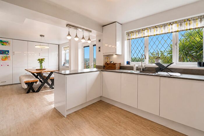 3 Bedroom Semi-Detached House For Sale In Hillrise, Haslingden, BB4