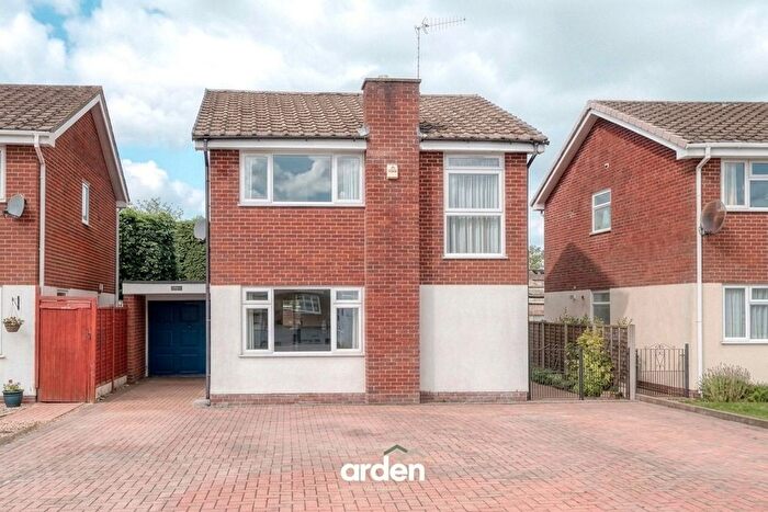 4 Bedroom Detached House For Sale In Westfield Road, Fernhill Heath, WR3