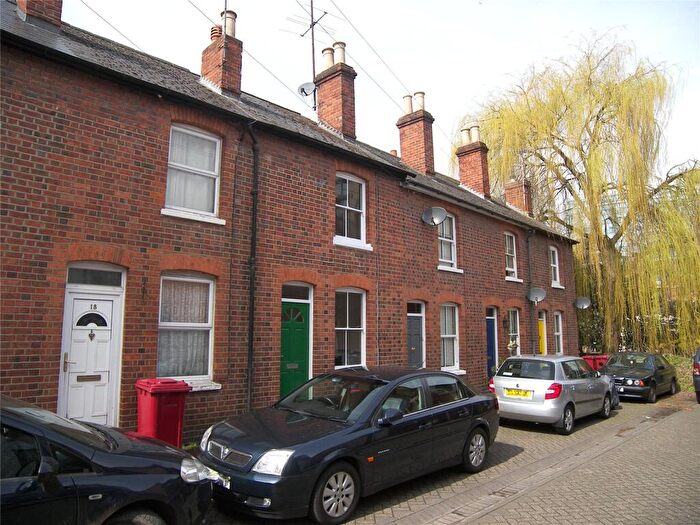 2 Bedroom Terraced House To Rent In Queens Cottages, Reading, Berkshire, RG1