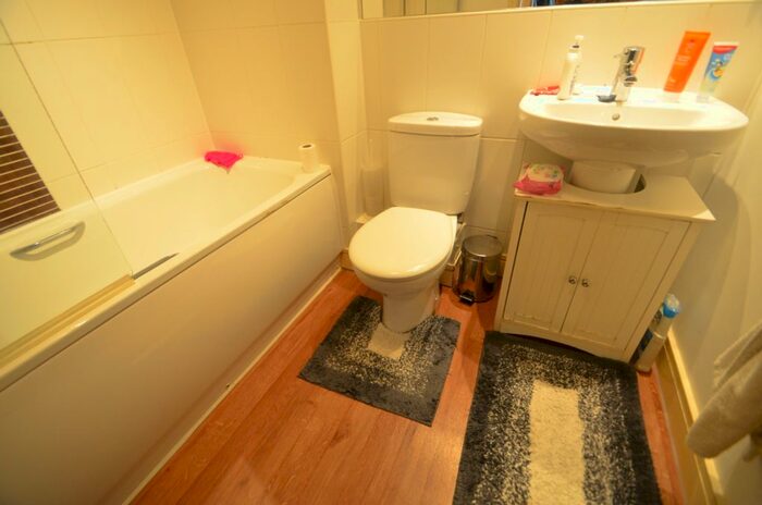 1 Bedroom Flat For Sale In Acland House, Verney Street, Exeter, EX1