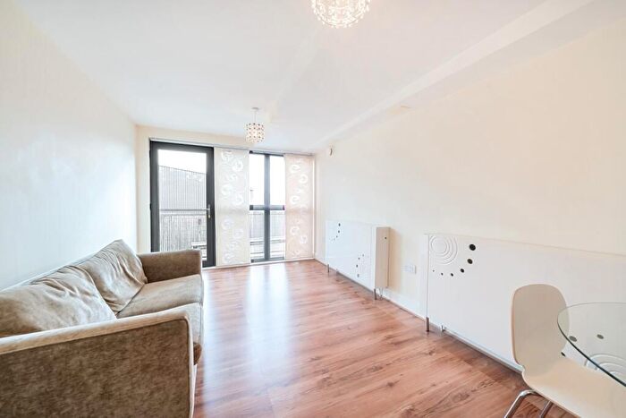 1 Bedroom Flat To Rent In Corelli Court, SE1