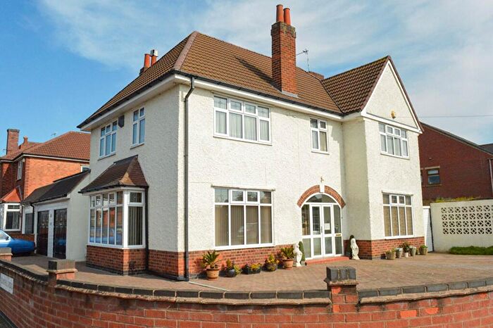 4 Bedroom Detached House For Sale In Stoughton Drive North, Evington Bordering Stoneygate, Leicester, LE5