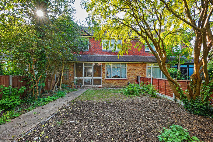 3 Bedroom Terraced House For Sale In Chatham, ME4