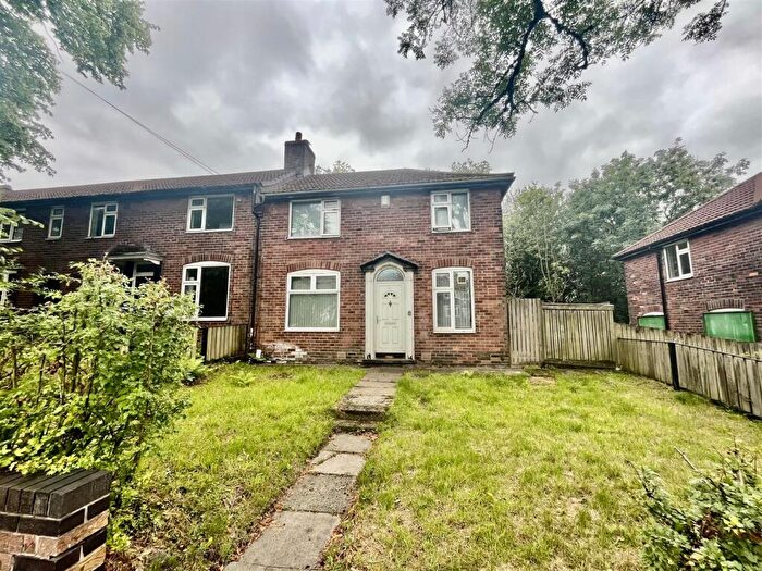 3 Bedroom House To Rent In Winchester Way, Bolton, BL2