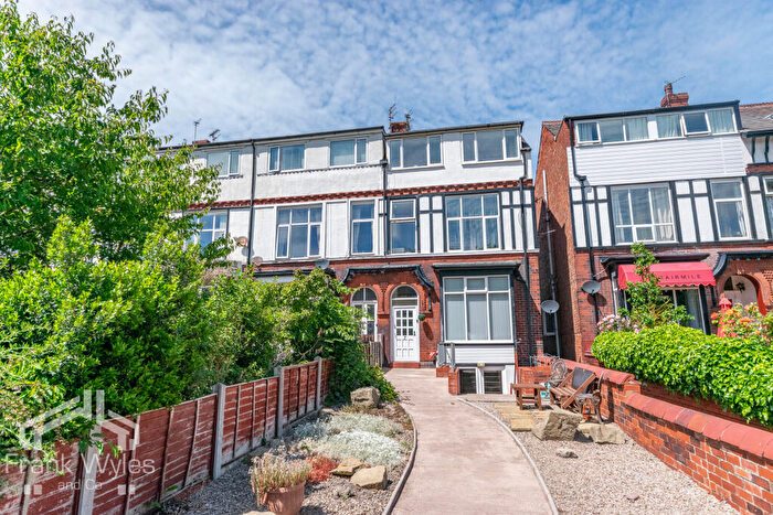 2 Bedroom Flat To Rent In St Annes Road East, Lytham St Annes, Lancashire, FY8