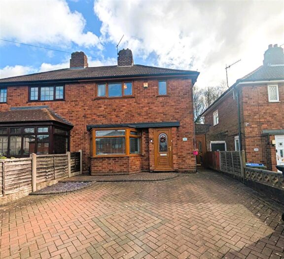 2 Bedroom Semi Detached House For Sale In Harvest Road, Rowley Regis, B65