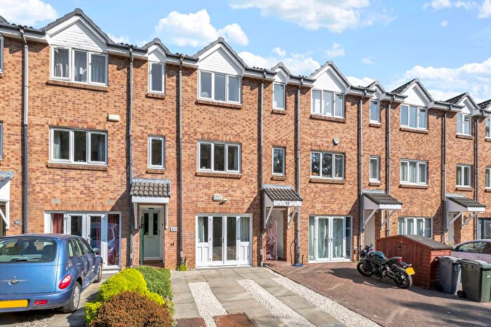 3 Bedroom Town House For Sale In Daiches Braes, Brunstane, Edinburgh, EH15