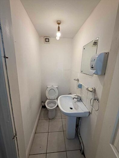 1 Bedroom Flat To Rent In Harmer Street, Gravesend, DA12