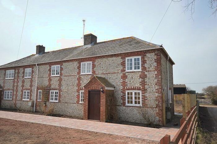 3 Bedroom Semi-Detached House To Rent In North Common Farm Cottages, Golf Links Lane, Selsey, PO20