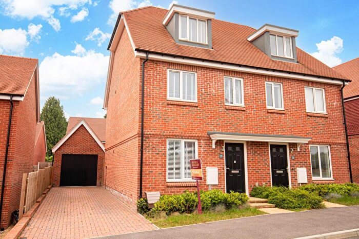 3 Bedroom Semi-Detached House For Sale In Butlers Way, East Grinstead, RH19