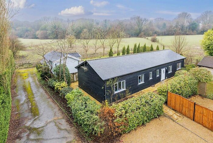 4 Bedroom Detached House To Rent In Waterhouse Lane, Kingswood, Surrey, KT20