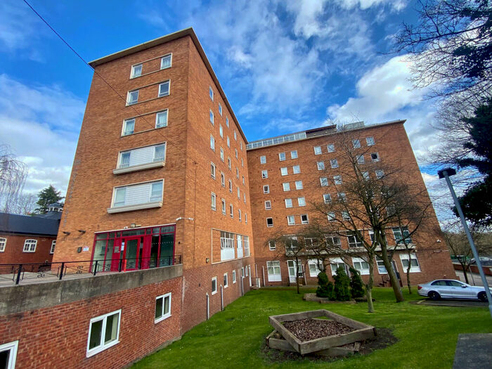 1 Bedroom Apartment To Rent In New Alexandra Court, Woodborough Road, NG3