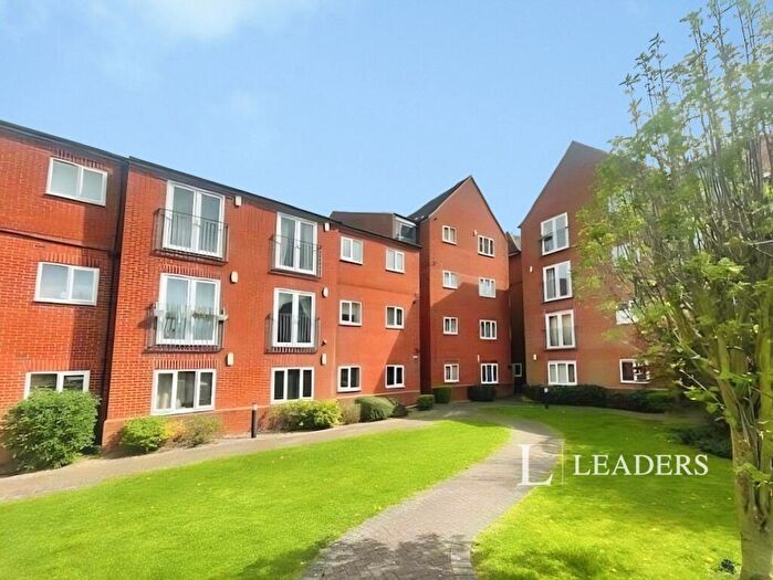 2 Bedroom Apartment For Sale In The Connexion, Chaucer Street, Mansfield, NG18