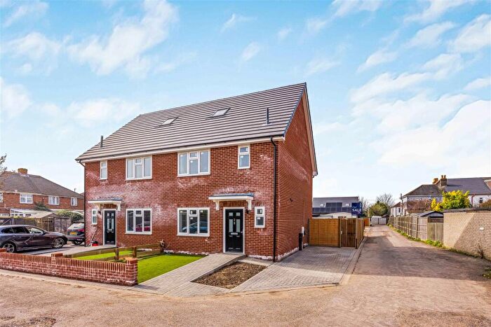 3 Bedroom Semi Detached House For Sale In The Downsway, Porchester, PO16